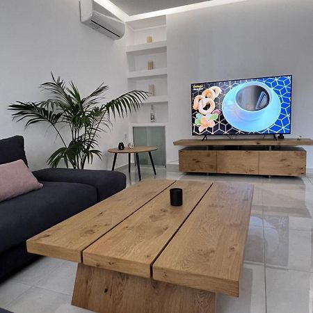 Modern Apartment Close To Airport With Gym And Bbq Heraklion  Ngoại thất bức ảnh