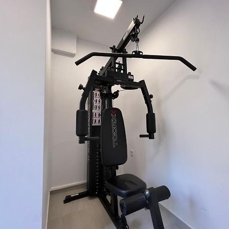 Modern Apartment Close To Airport With Gym And Bbq Heraklion  Ngoại thất bức ảnh