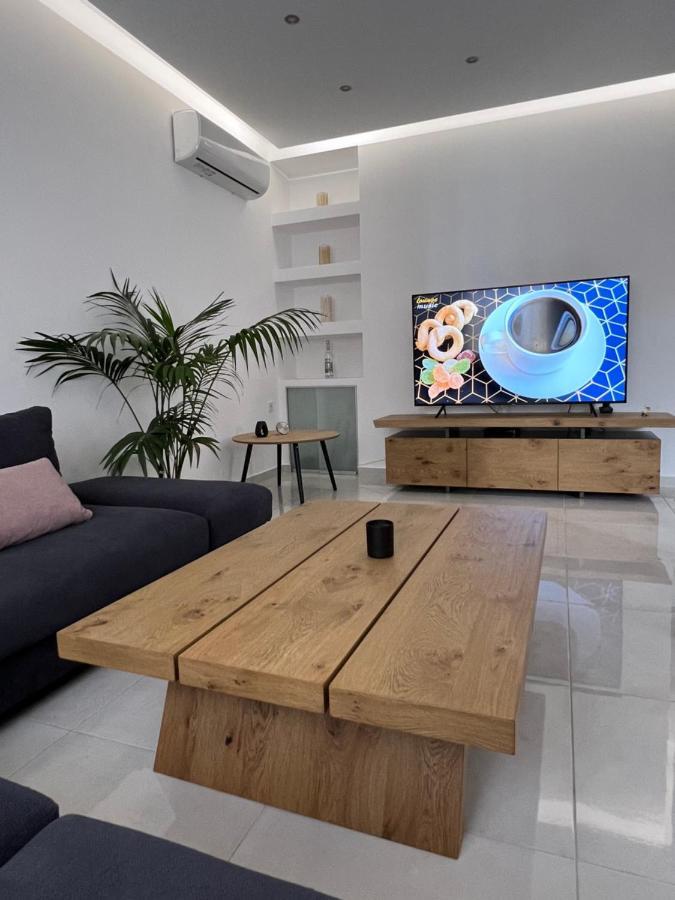 Modern Apartment Close To Airport With Gym And Bbq Heraklion  Ngoại thất bức ảnh
